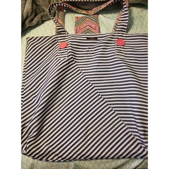 Tote and matching wallet - Picture 3 of 8